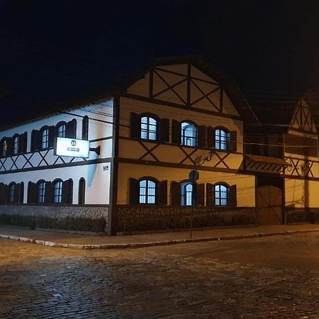 Casa Blanca Pousada Hotel Сан-Лоренсу Экстерьер фото